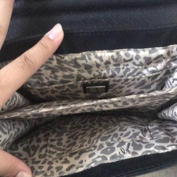 Guess Purse - Picture 3 of 3